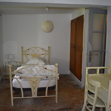 Trezan Le Moulin,19 Bis Rue De Beaudon, 45330 Augerville La Riviere מראה חיצוני תמונה